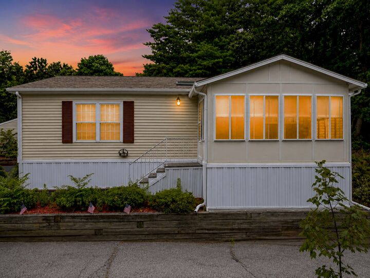 Property Photo: 47 Washington St 44 MA 01501