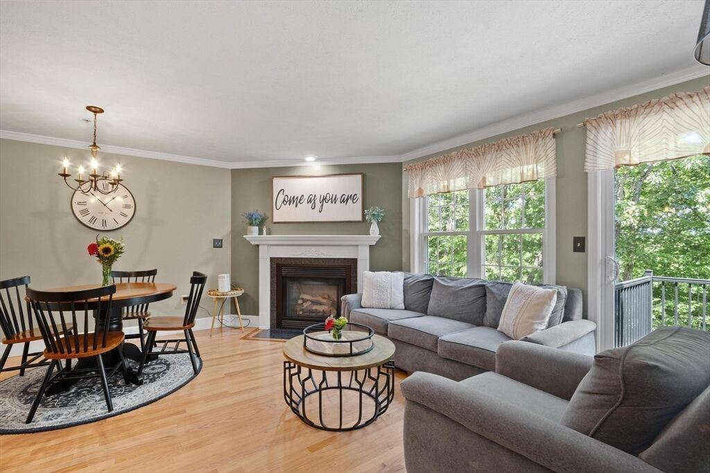 Property Photo:  70 Bridle Cross Rd 70  MA 01420 