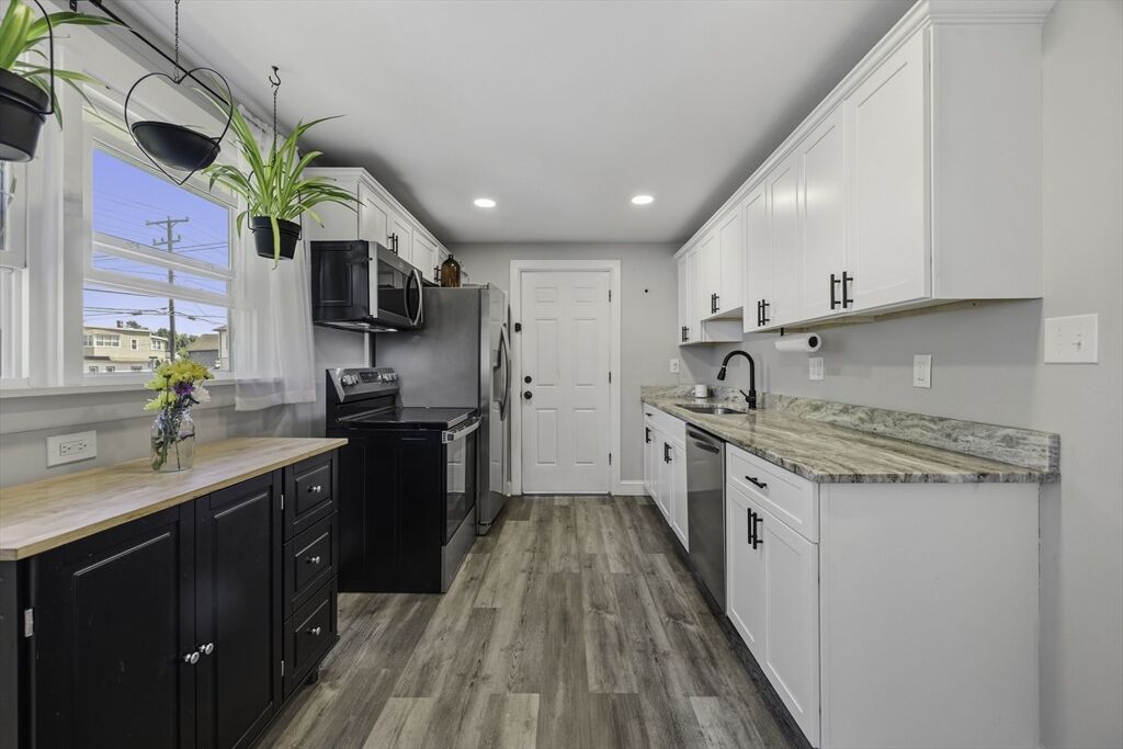 Property Photo:  140 Everett St  MA 01027 