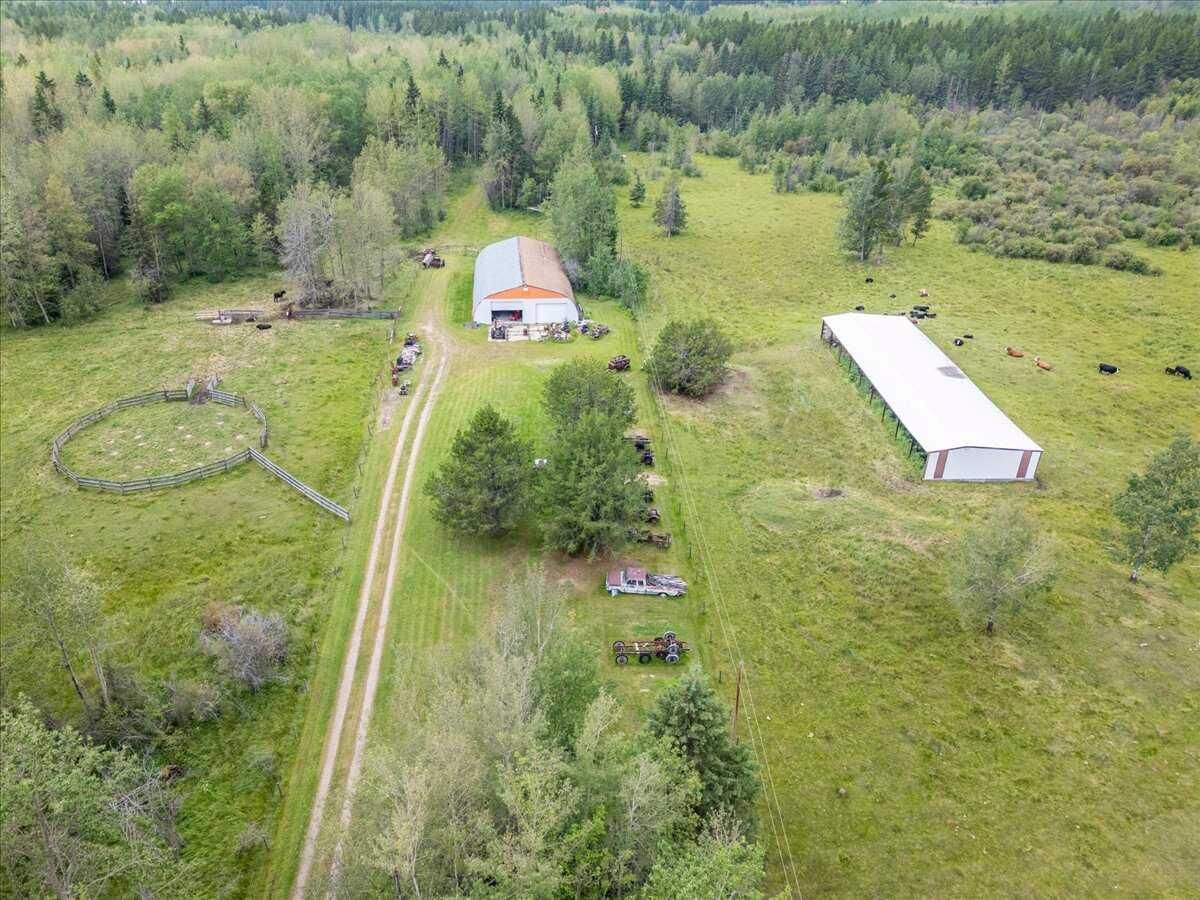 Property Photo: 47510 Rge Rd 31 AB T0C 2T0