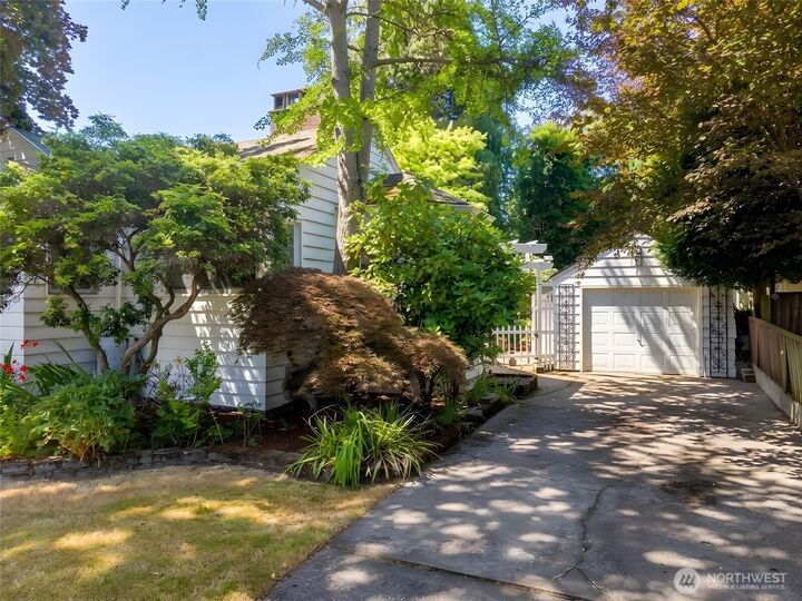 Property Photo: 8552 31st Avenue NW WA 98117
