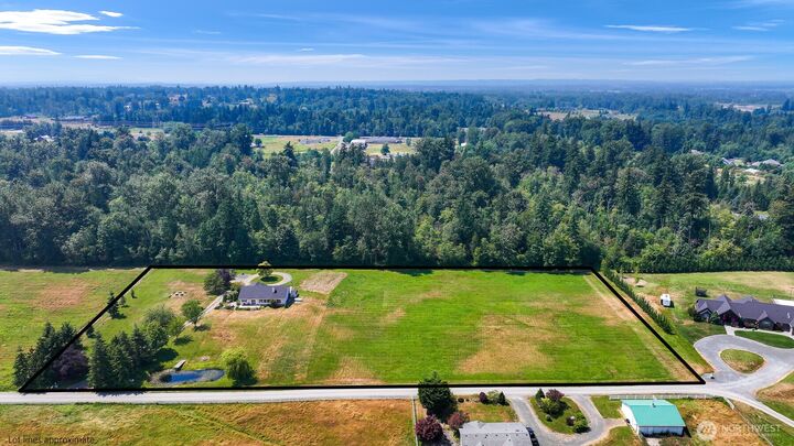 Property Photo:  5425  Papetti Lane  WA 98226 