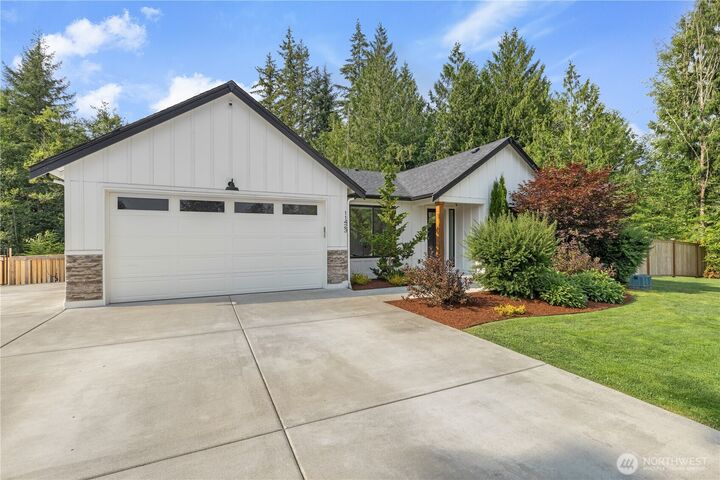 Property Photo:  11423  115th Street NE  WA 98258 