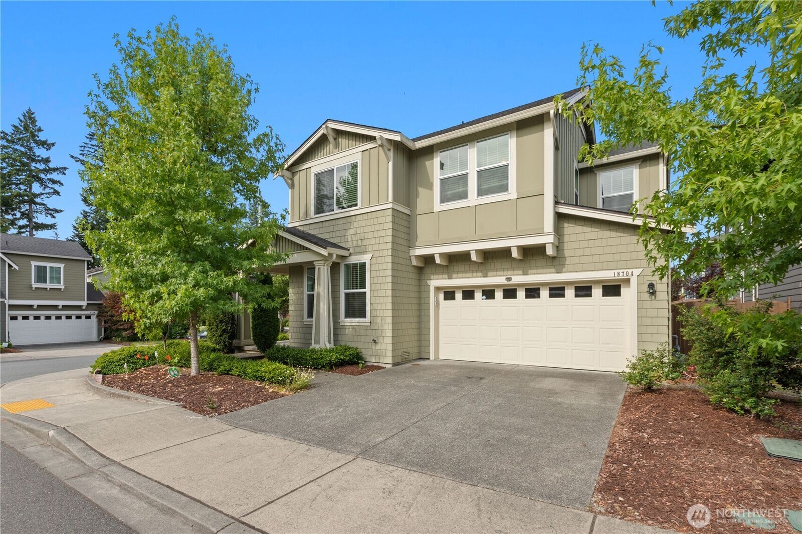 Property Photo:  18704  45th Drive SE  WA 98012 