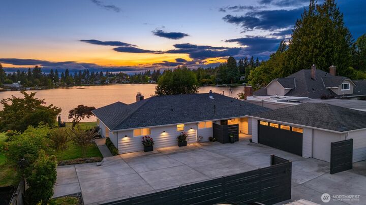 Property Photo:  15413  11th Avenue SW  WA 98166 