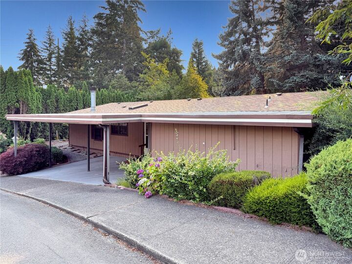 Property Photo: 2500 S 370th Street 163 WA 98003