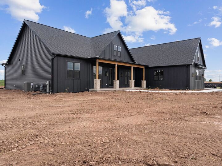 Property Photo:  1471 Rockland Heights Road  WI 54115 