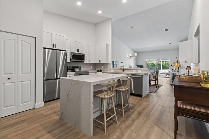 Property Photo:  8402 Logia Circle  FL 33472 