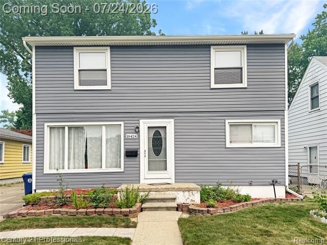 Property Photo:  18424 Glenmore  MI 48240 
