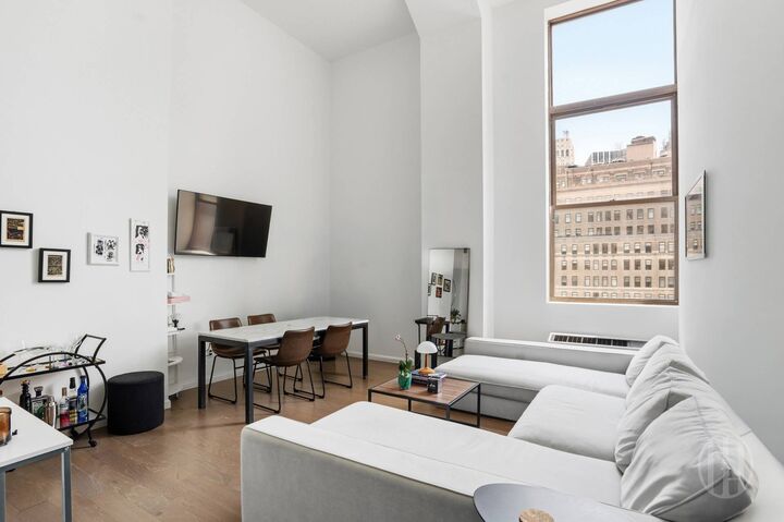 Property Photo:  20 West Street 23J  NY 10004-1200 