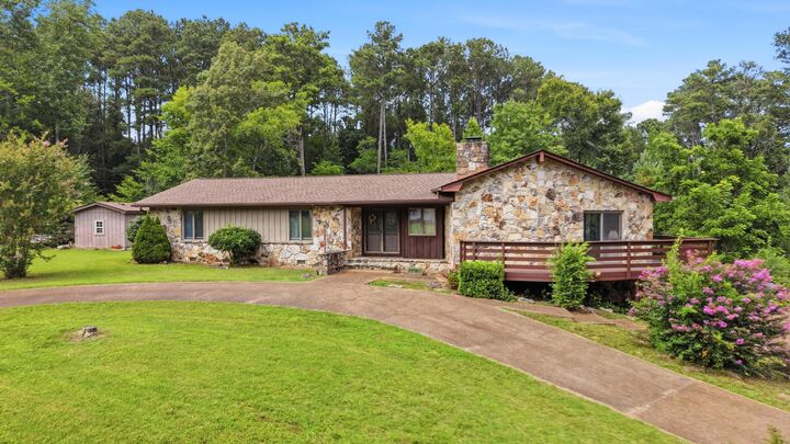 Property Photo: 3244 Needlewood Lane NW TN 37312