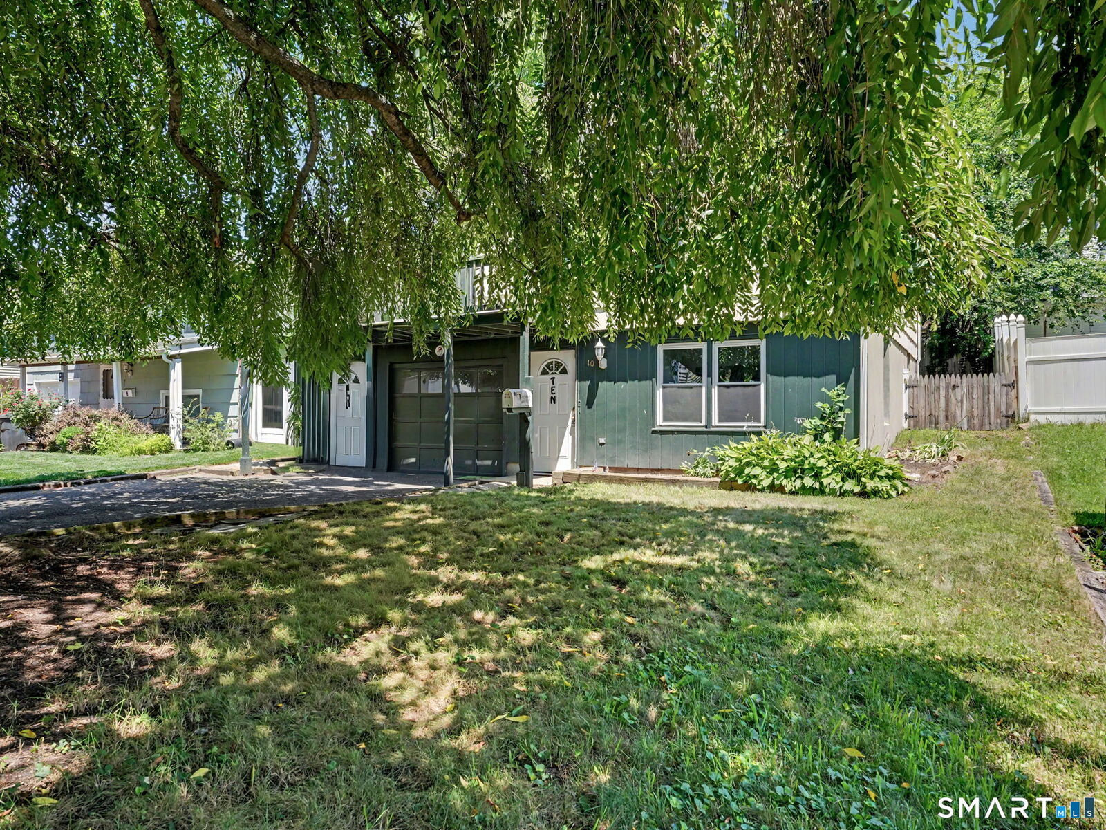 Property Photo: 10 Harding Street CT 06854