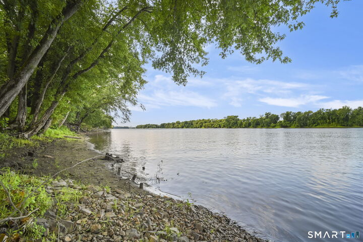 Property Photo: 1689 Main Street CT 06074