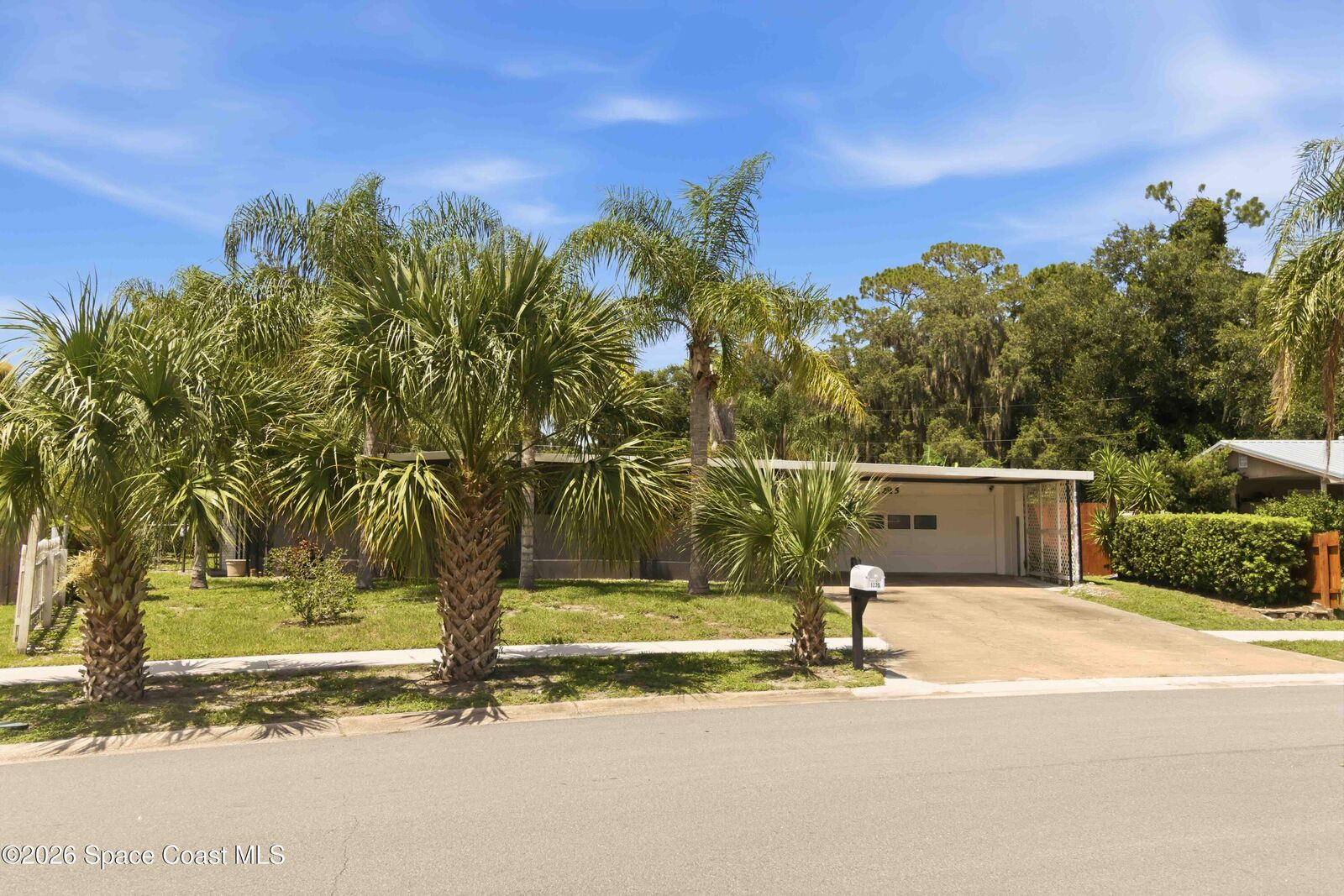 Property Photo:  1225 Titus Avenue  FL 32796 