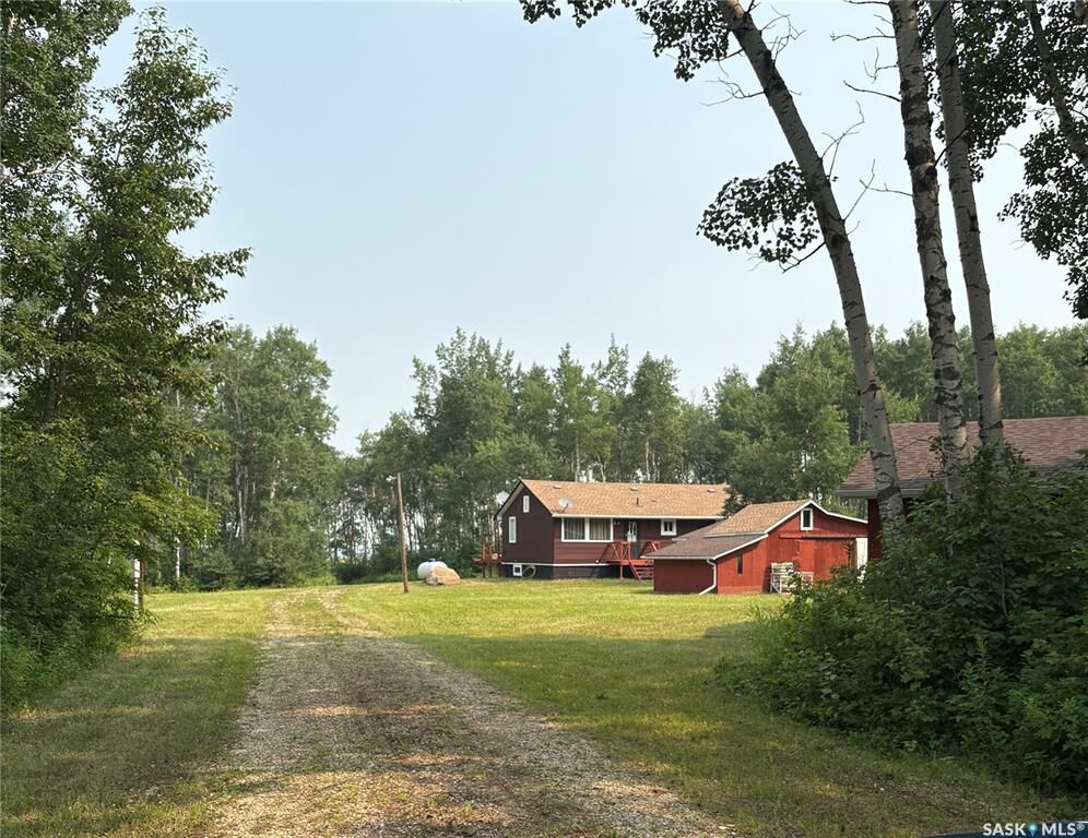 Property Photo:  1 Rural Address  SK S0A 1W0 