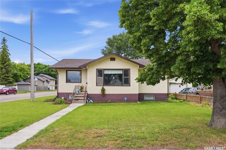 1701 C Avenue N — photo 1