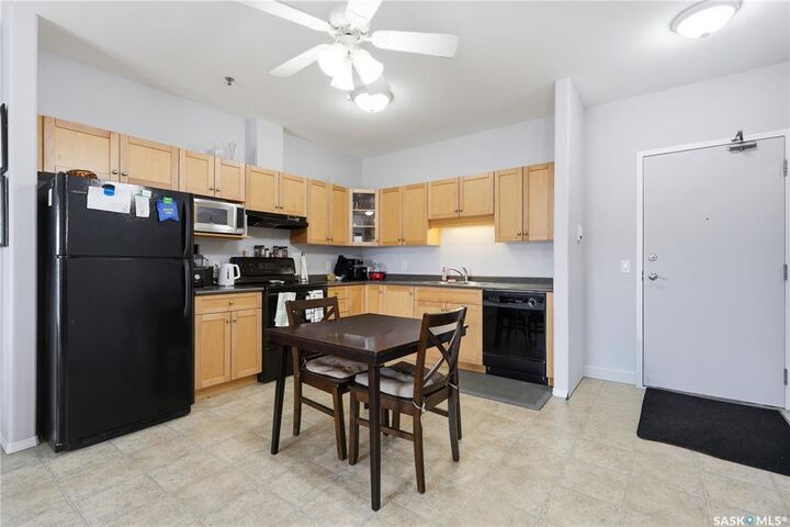 Property Photo: 302 Nelson Road 303 SK S7S 1N9