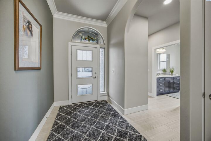 Property Photo:  9113 Ruven Street  WA 99301 