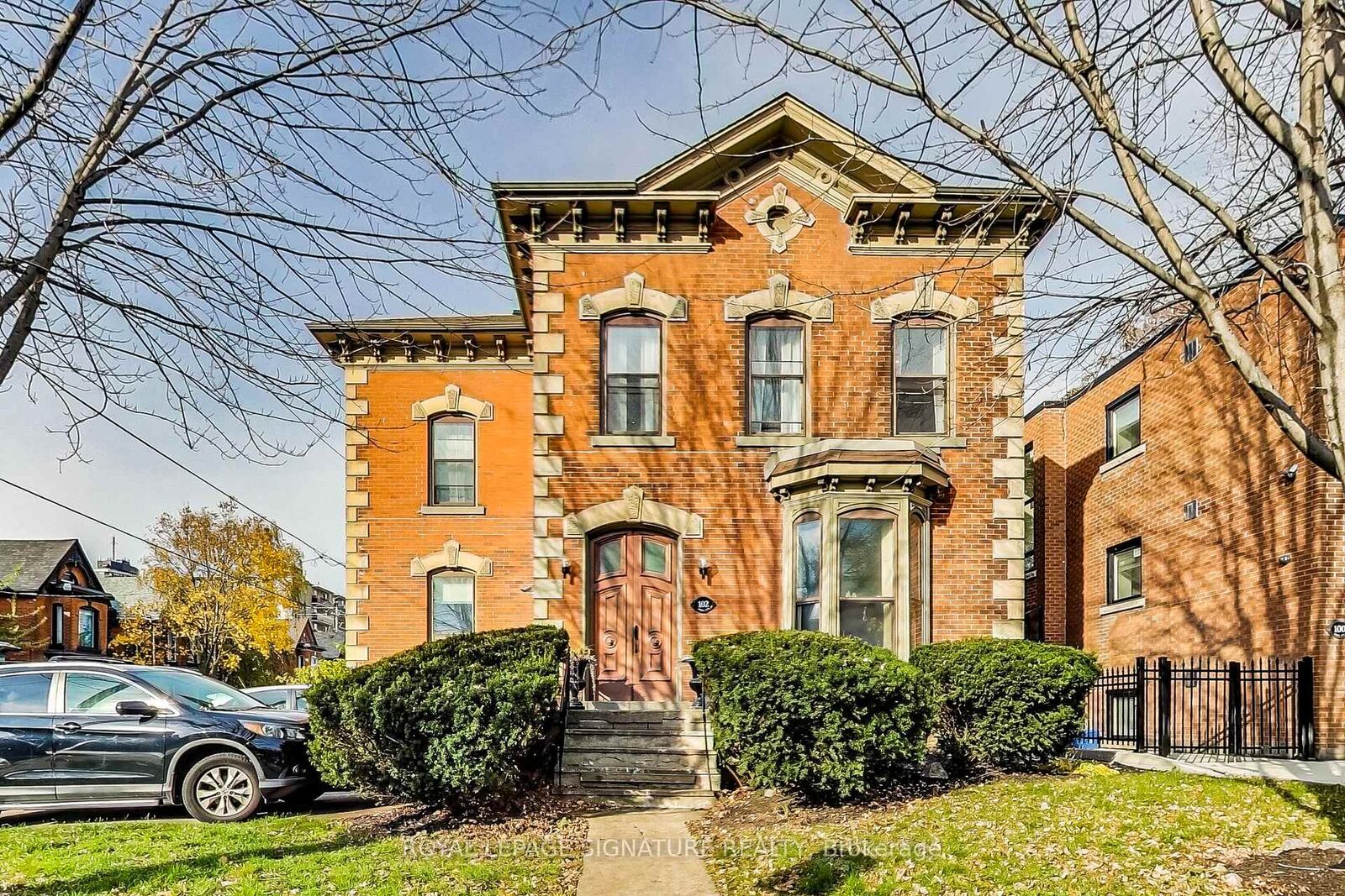 Property Photo:  102 West Avenue S Bst  ON L8N 2S3 