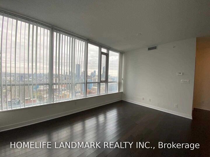 Property Photo:  295 Adelaide Street W 3902  ON M5V 1P7 