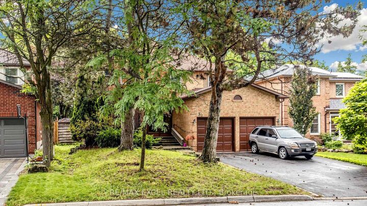 30 Lambert Road — photo 1