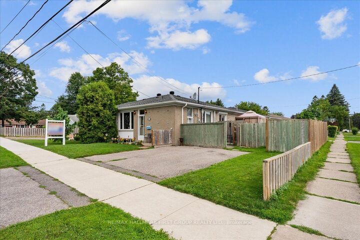 Property Photo: 1014 Dunlop Street E ON L1N 1T4