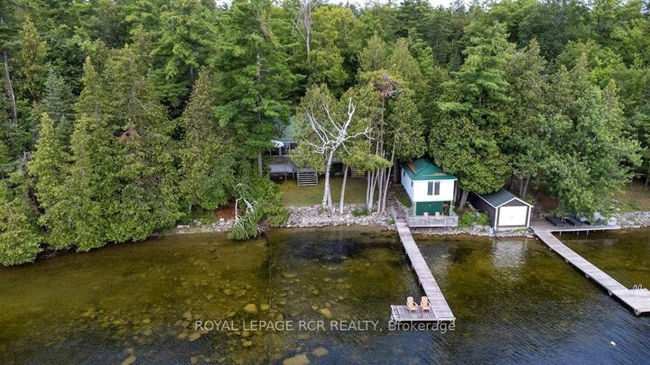 Property Photo: 40 Griffin Drive ON K0M 1K0