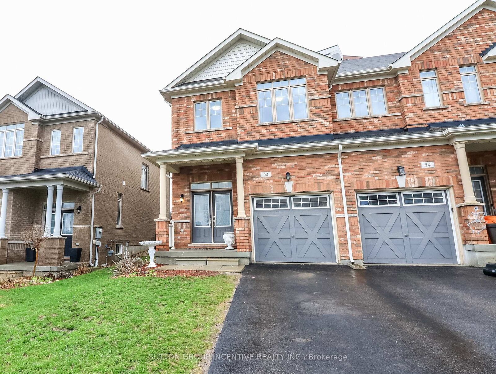 Property Photo: 52 Snelgrove Crescent ON L4N 6R6