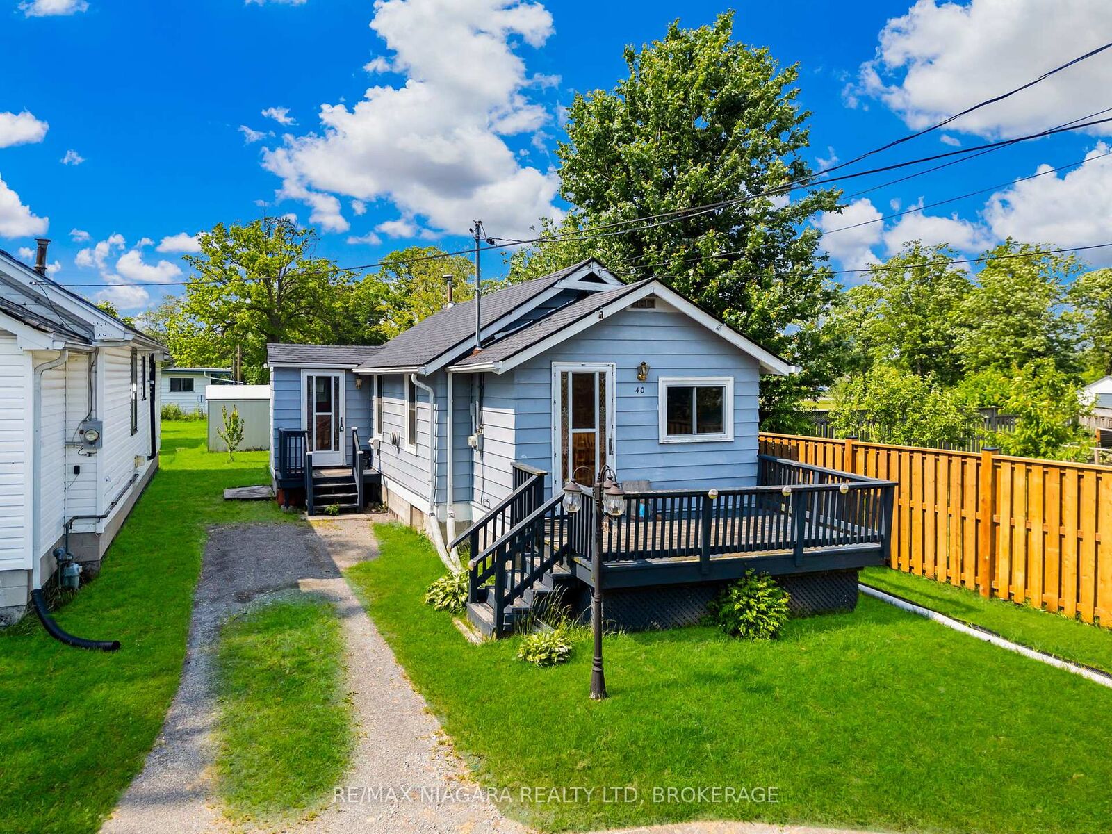 Property Photo:  40 Longtent Avenue  ON L2A 1E3 