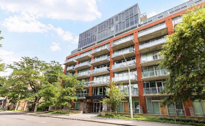 Property Photo: 340 McLeod Street 340 ON K2P 1A4