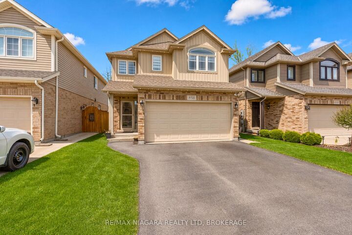Property Photo:  8511 Jennifer Crescent  ON L2H 0J3 