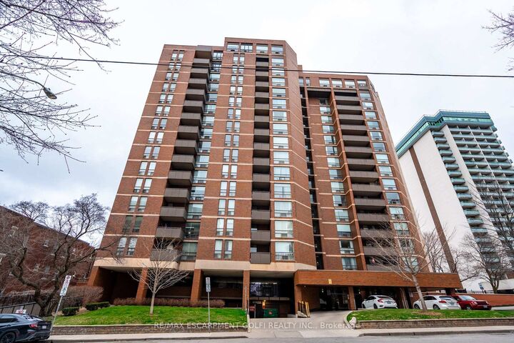 222 Jackson Street W 305 — photo 1