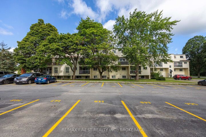 Property Photo:  845 Milford Drive 301  ON K7P 1A7 