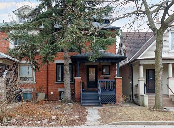 Property Photo: 23 Radford Avenue 3rd Fl ON M6R 1Z5