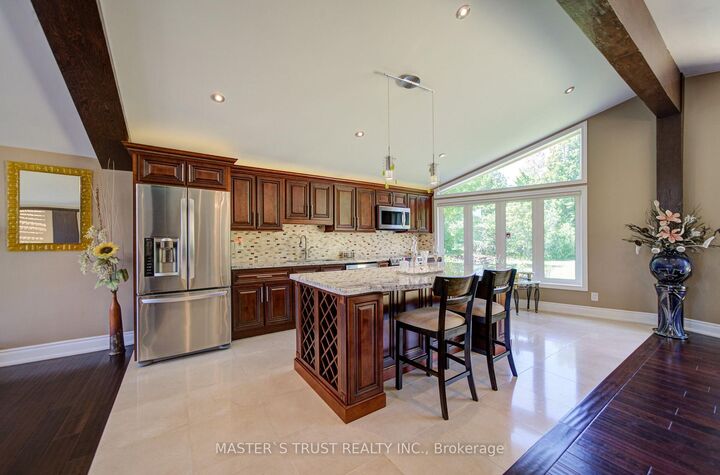 Property Photo: 3896 St John's Side Road ON L4A 2P1
