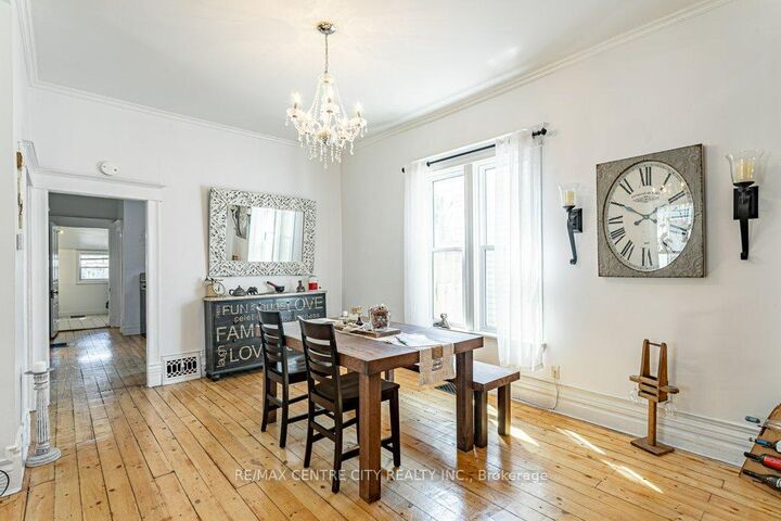 971 Elias Street — photo 1
