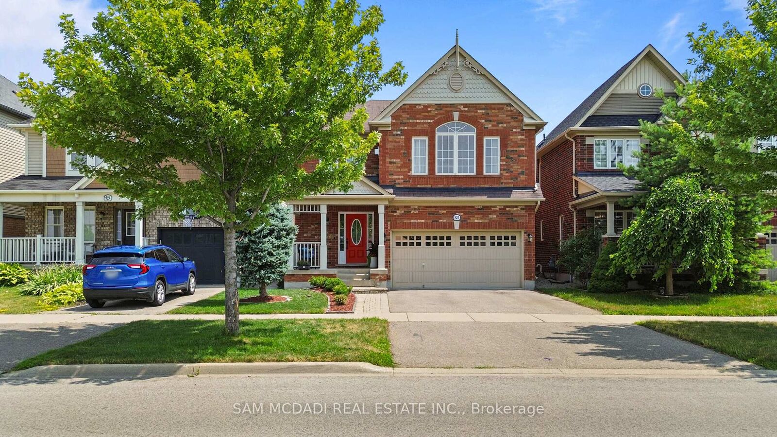 Property Photo: 920 Clark Boulevard ON L9T 6P5