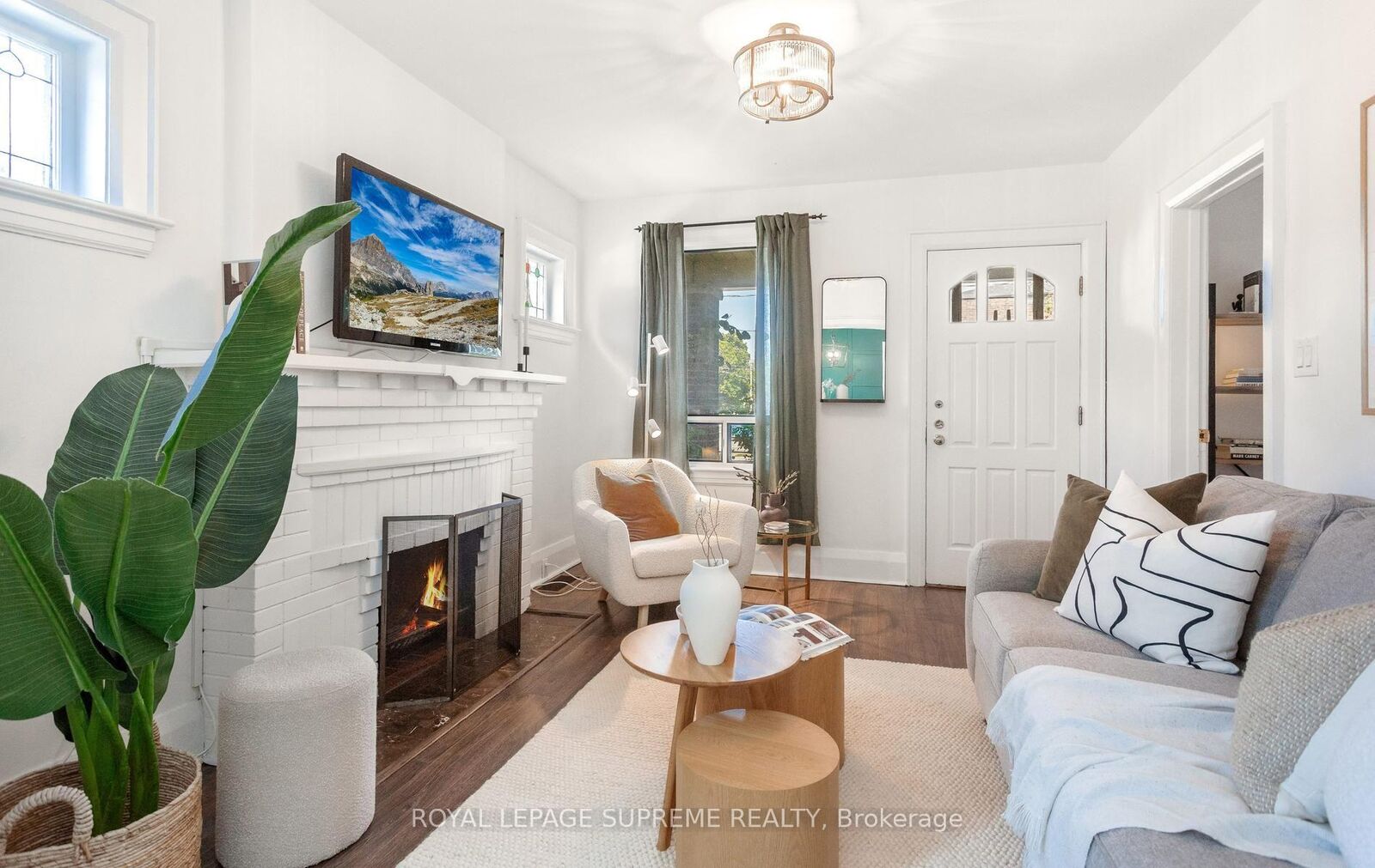 Property Photo:  50 Brookside Avenue  ON M6S 4G7 