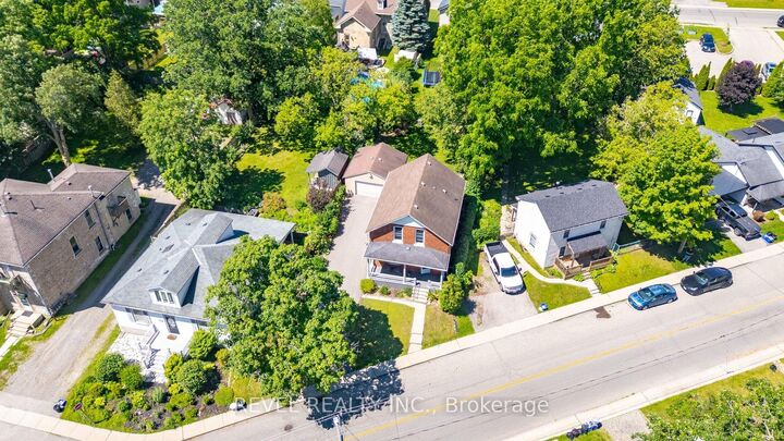 Property Photo:  73 Grand River Street S  ON N3L 2B5 