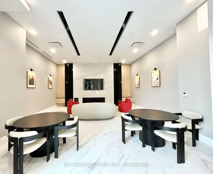 Property Photo:  3421 Sheppard Avenue E 520  ON M1T 0C1 