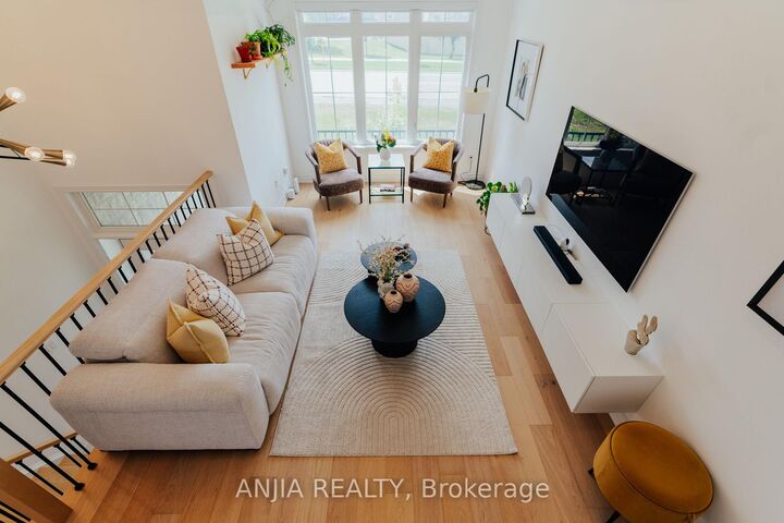Property Photo:  221 Dundas Way  ON L6E 0S8 