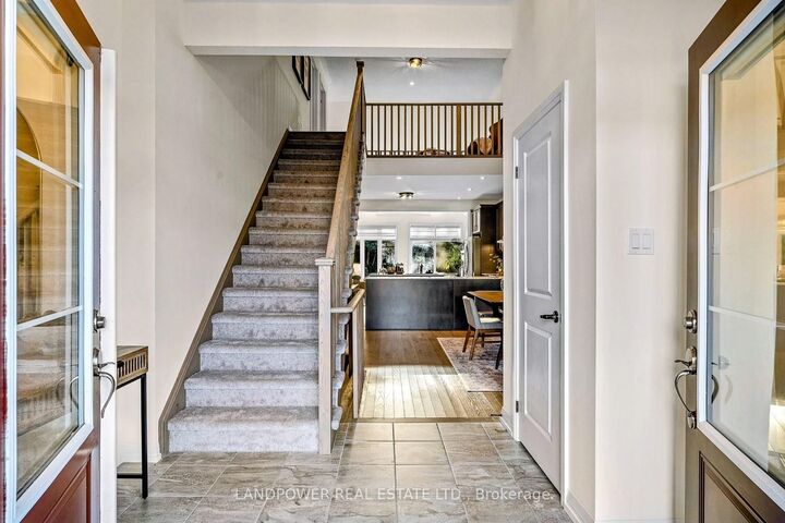 Property Photo:  78 Holtby Court  ON L9L 0B4 