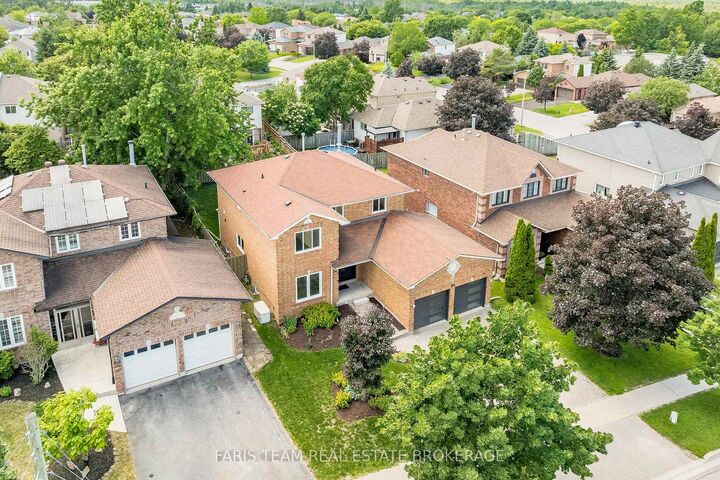 Property Photo: 186 Ferndale Drive S ON L4N 8A1