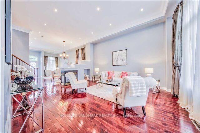 Property Photo:  135 Rushworth Drive  ON L1Z 2A3 