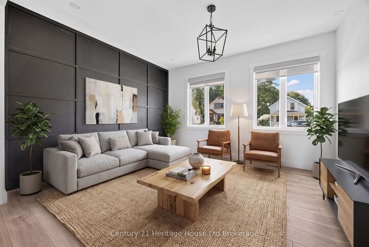 Property Photo: 10 Pearl Street ON N4G 1L3