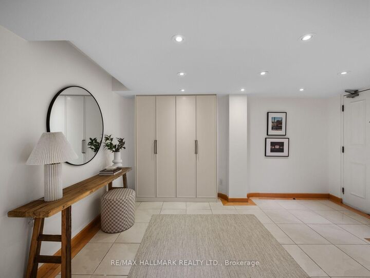 Property Photo:  25 George Street 305  ON M5A 4L8 
