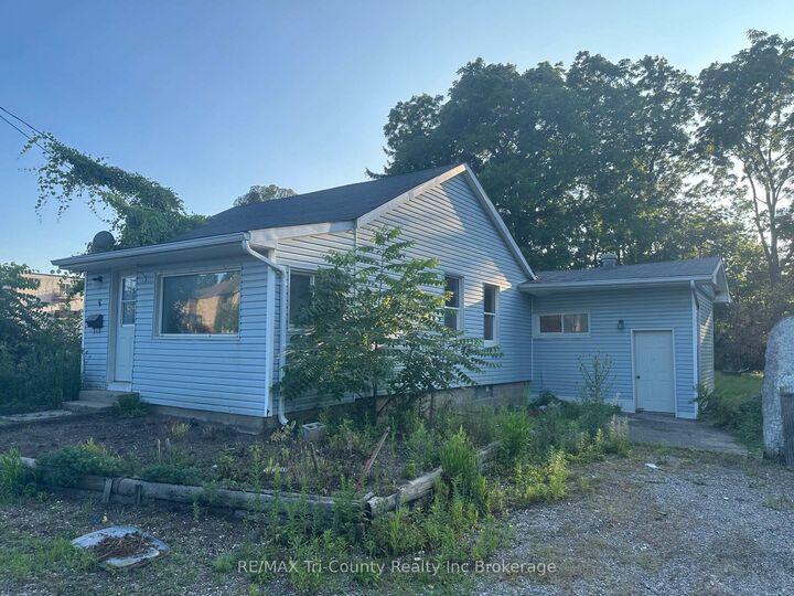 Property Photo: 6 Pearl Street ON N5P 2N8