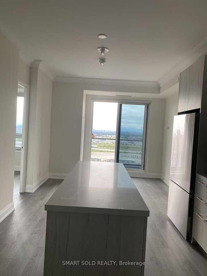 Property Photo: 8 Water Walk Drive 4302 ON L3R 6L4