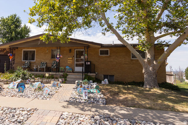 Property Photo:  4251 S 2350 W  UT 84067 