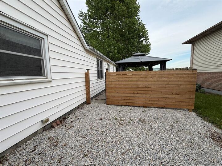 Property Photo:  995 North Street  ON N0P 1M0 